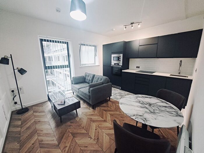 1 Bedroom Flat To Rent In Tabley Street, Liverpool, L1