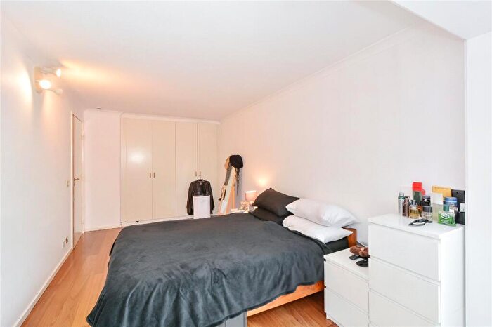 1 Bedroom Property To Rent In Queen Of Denmark Court, Surrey Quays, SE16