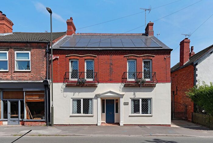 5 Bedroom Semi Detached House For Sale In Mansfield Road, Cresswell, Worksop, S80