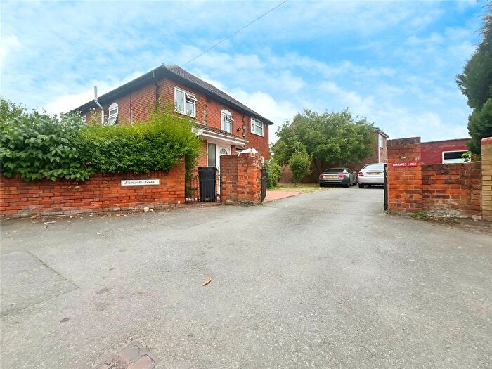 5 Bedroom Detached House To Rent In Old Bath Road, Colnbrook, Slough, Berkshire, SL3