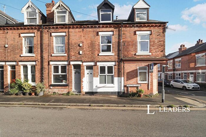 4 Bedroom End Of Terrace House To Rent In Drayton Street, NG5
