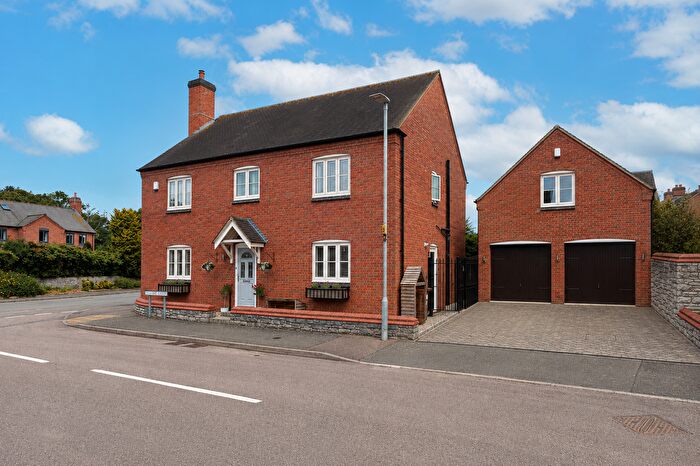 5 Bedroom Detached House For Sale In Barton Road, Congerstone, CV13