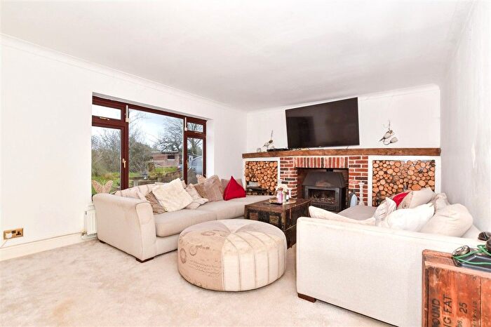 3 Bedroom Detached Bungalow For Sale In Fairbourne Lane, Harrietsham, Maidstone, Kent, ME17