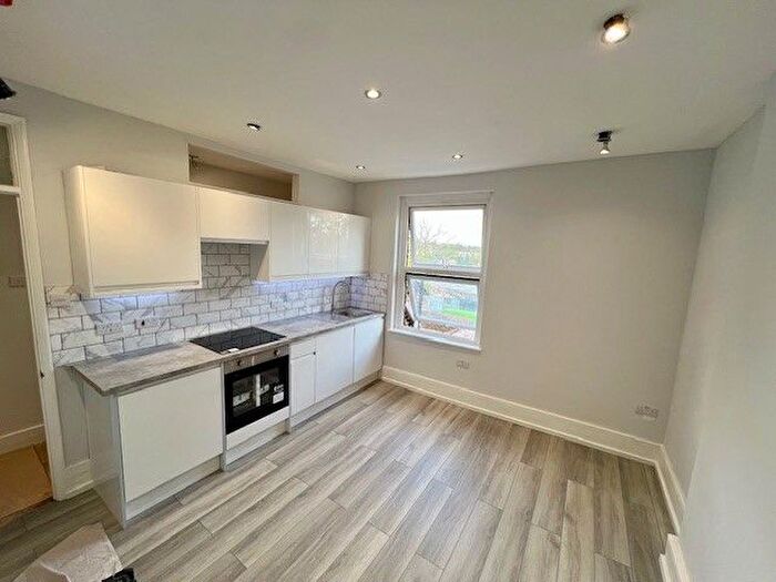Studio To Rent In Jasmine Grove, London, SE20