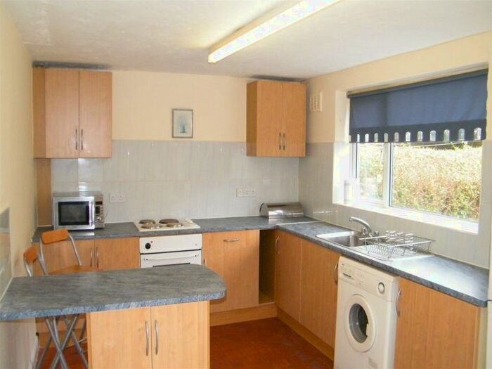 3 Bedroom House To Rent In Glapton Lane, Clifton, NG11