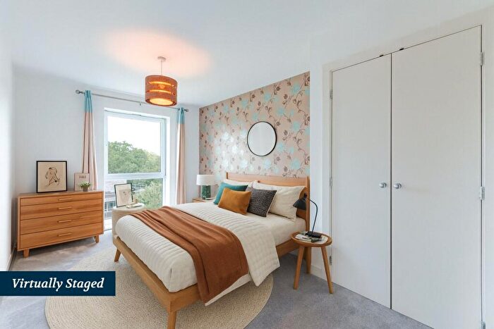 2 Bedroom Flat To Rent In Fortune Avenue, Edgware, HA8