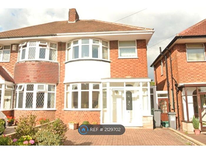 3 Bedroom Semi-Detached House To Rent In Marcot Road, Solihull, B92