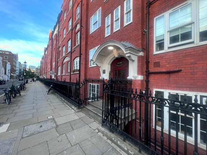 1 Bedroom Flat To Rent In Regency Street, London, SW1P