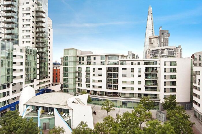 1 Bedroom Flat For Sale In Empire Square West, Empire Square, London, SE1