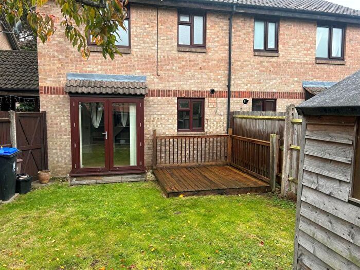 1 Bedroom End Of Terrace House To Rent In Bates Close, George Green, SL3