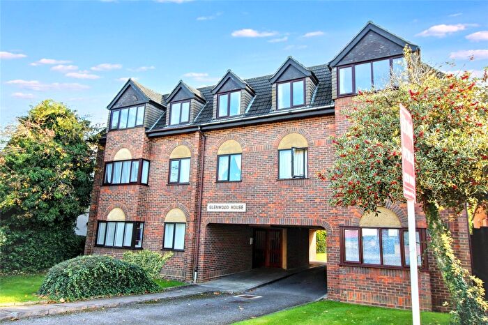 1 Bedroom Flat For Sale In Glenwood House, Leicester Road, Barnet, Hertfordshire, EN5