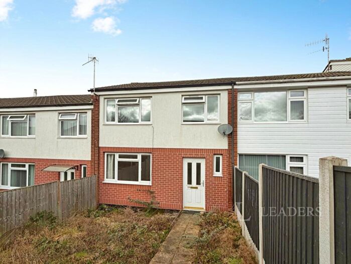 3 Bedroom Semi Detached House To Rent In Highbury Walk, NG6