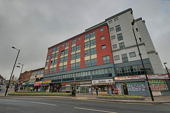 2 Bedroom Flat To Rent In Custom House, The Springs, Wakefield, West Yorkshire, WF1