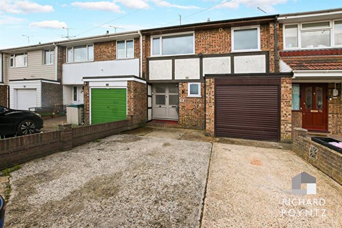 3 Bedroom Terraced House For Sale In St. Marks Road, Canvey Island, SS8