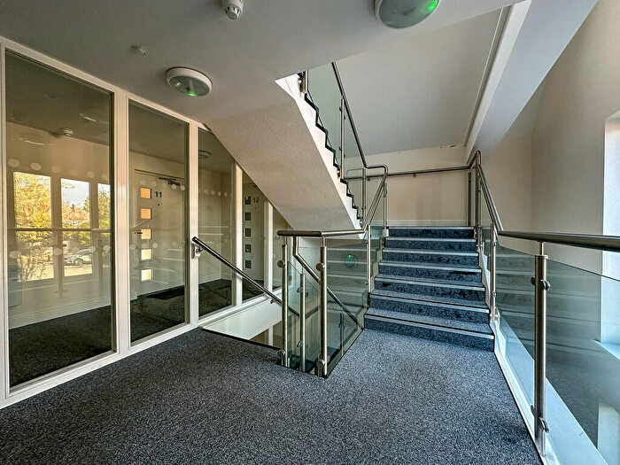 2 Bedroom Apartment To Rent In Hudson Close, Cambridge, CB2