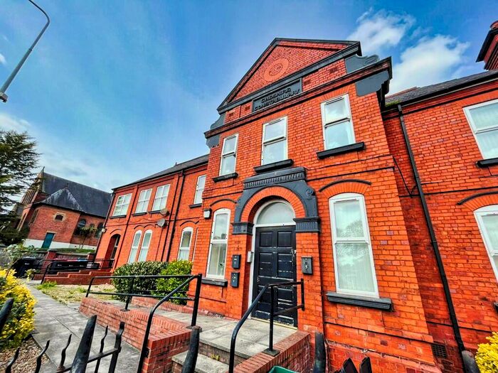 1 Bedroom Flat To Rent In High Street, Winsford, Cheshire, CW7