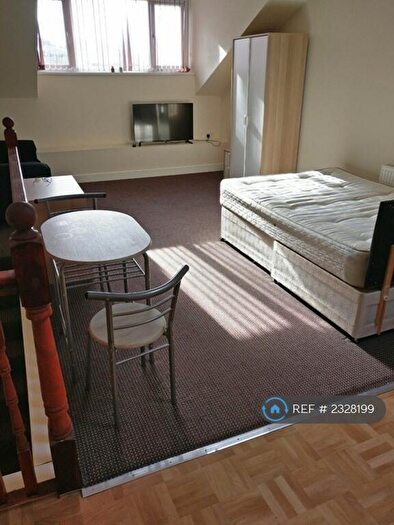 Studio To Rent In Manningham Lane, Bradford, BD8