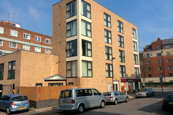 4 Bedroom Flat To Rent In Holloway Road, Islington, Holloway, North London, N7