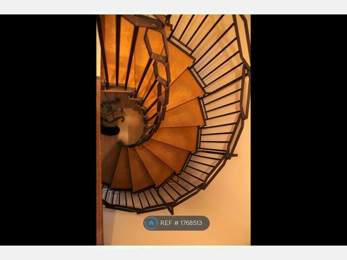 1 Bedroom Flat To Rent In Temple Close, London, E11