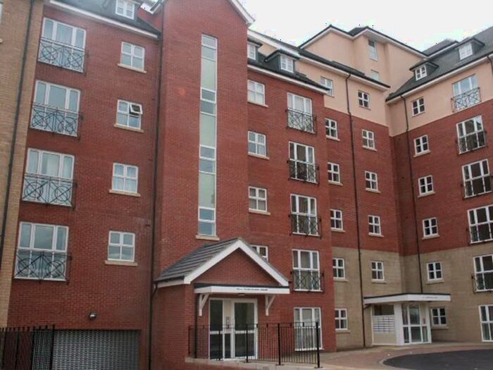 1 Bedroom Flat To Rent In Brittania House, Palgrave Road, Bedford, MK42