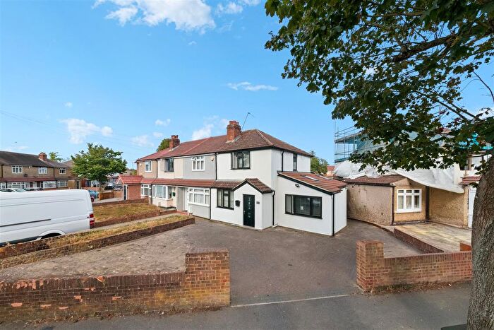 3 Bedroom Semi-Detached House For Sale In Warwick Crescent, Hayes, UB4