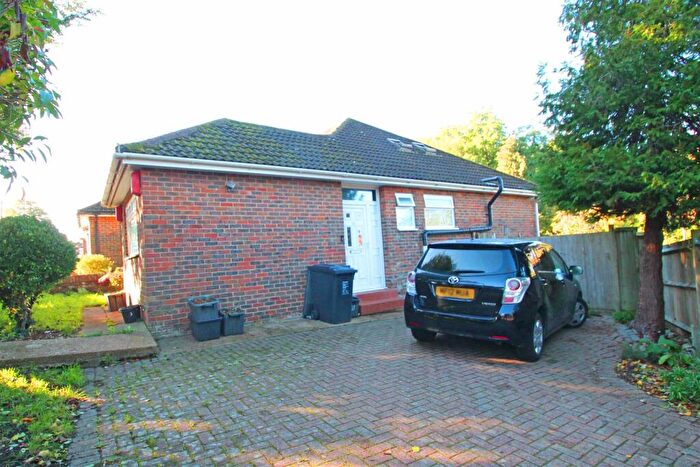 3 Bedroom House To Rent In Hangleton Way, Hove, BN3