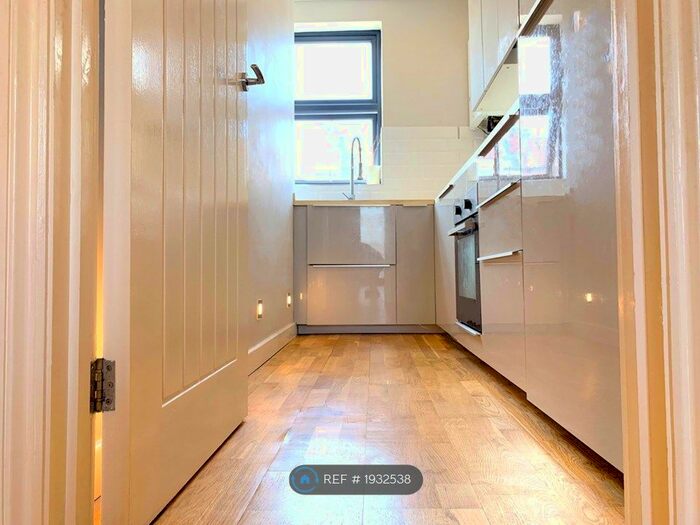 1 Bedroom Flat To Rent In High Street, Thornton Heath, CR7