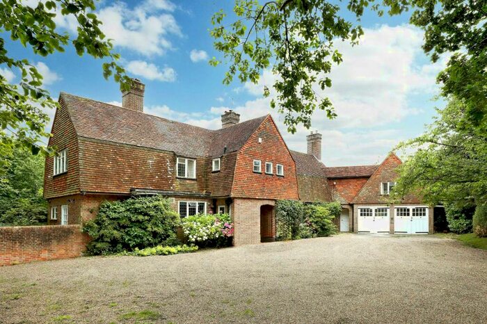 6 Bedroom Detached House To Rent In Penn Road, Beaconsfield, HP9