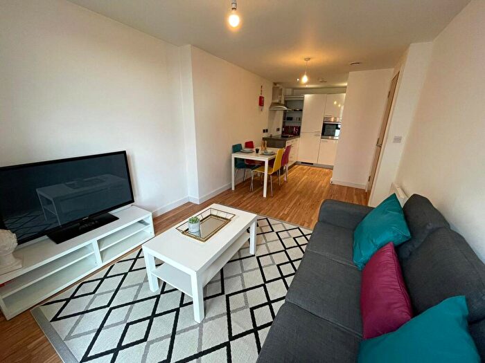 1 Bedroom Flat To Rent In The Courtyard, Stanhope St, Liverpool, L8