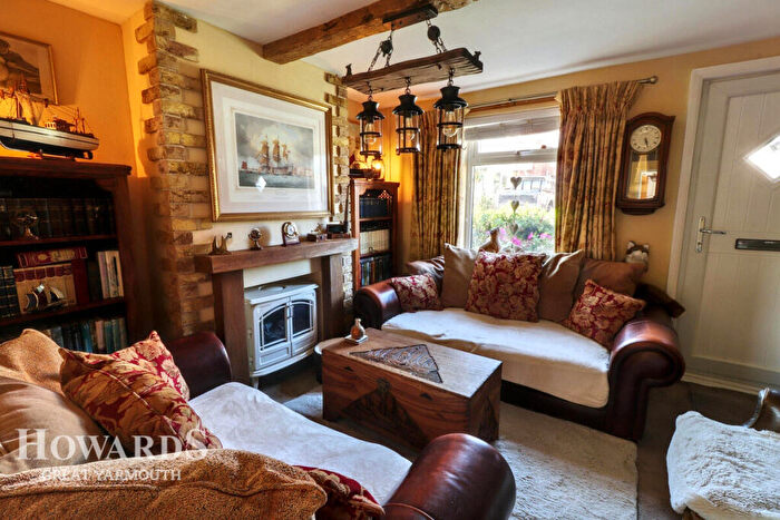 2 Bedroom End Of Terrace House For Sale In Clay Road, Caister-on-Sea, NR30