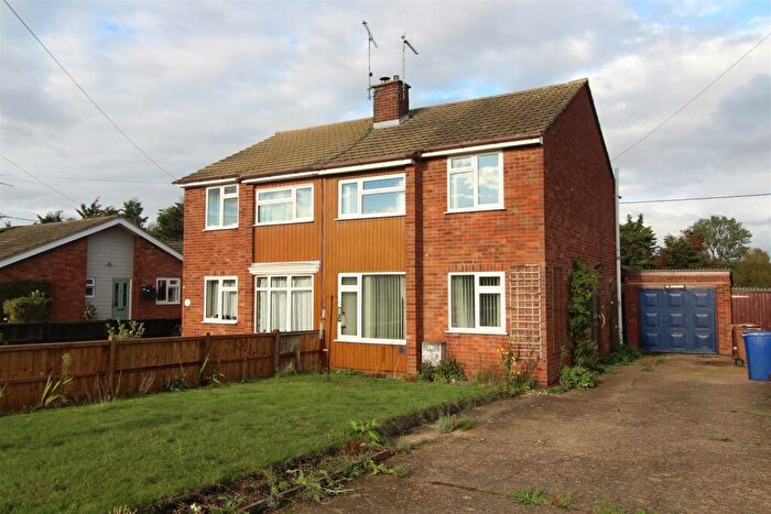3 Bedroom Semi-Detached House For Sale In Pigeon Lane, Fornham All Saints, Bury St. Edmunds, IP28