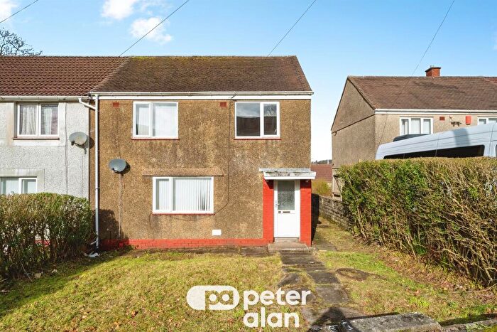 2 Bedroom End Of Terrace House For Sale In Woodford Road, Blaenymaes, Swansea, SA5