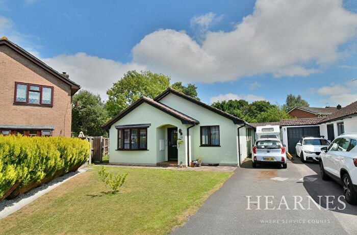 3 Bedroom Detached Bungalow For Sale In Fryers Road, Three Legged Cross, Wimborne, BH21