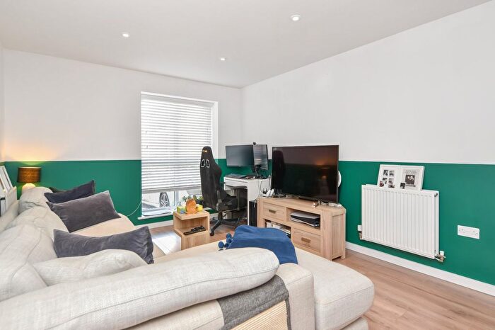 1 Bedroom Flat For Sale In Saxon Court, Smith Street, Shoebury Village, Essex, SS3