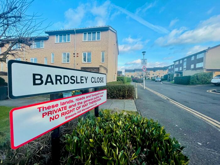 Property To Rent In Bardsley Close, Croydon CR0