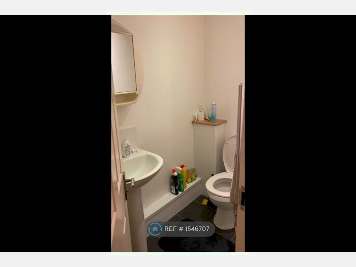 5 Bedroom Semi-Detached House To Rent In Priory Road, Southampton, SO17