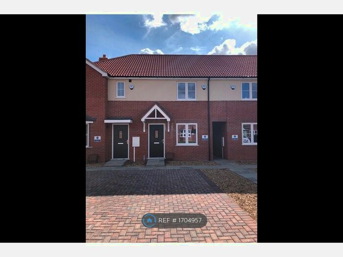 2 Bedroom Terraced House To Rent In De Montfort Gardens, Lincolnshire, PE21