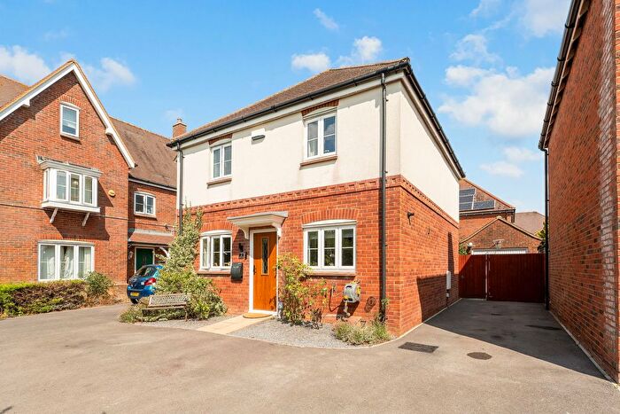 3 Bedroom Detached House For Sale In Barnard Mews, Amesbury, SP4