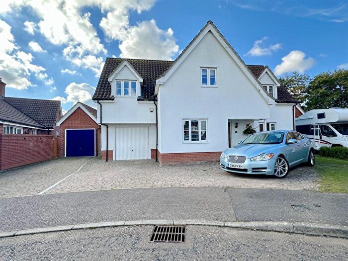 4 Bedroom Detached House To Rent In Blenheim Meadow, Nedging Tye, IP7