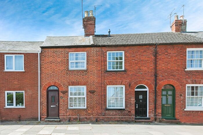 2 Bedroom Terraced House For Sale In High Street, Stony Stratford, Milton Keynes, MK11