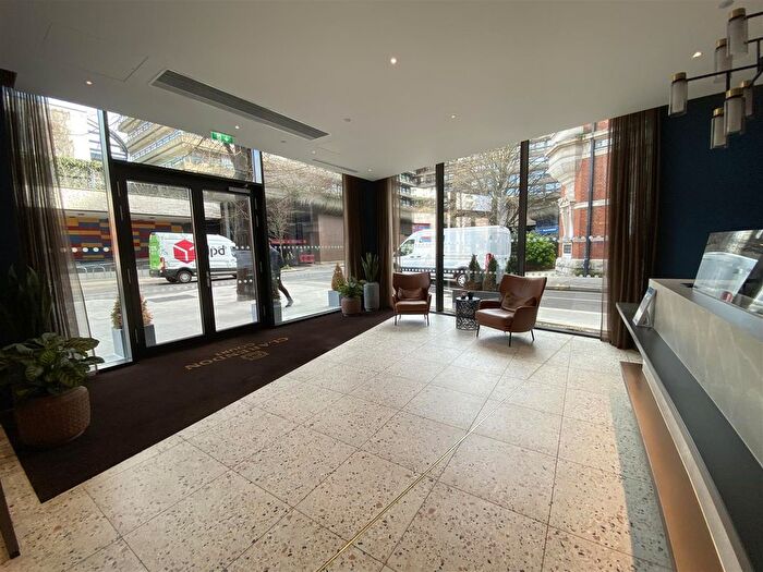 2 Bedroom Flat For Sale In Clarendon Court, The Denizen, Golden Lane, London, EC1Y