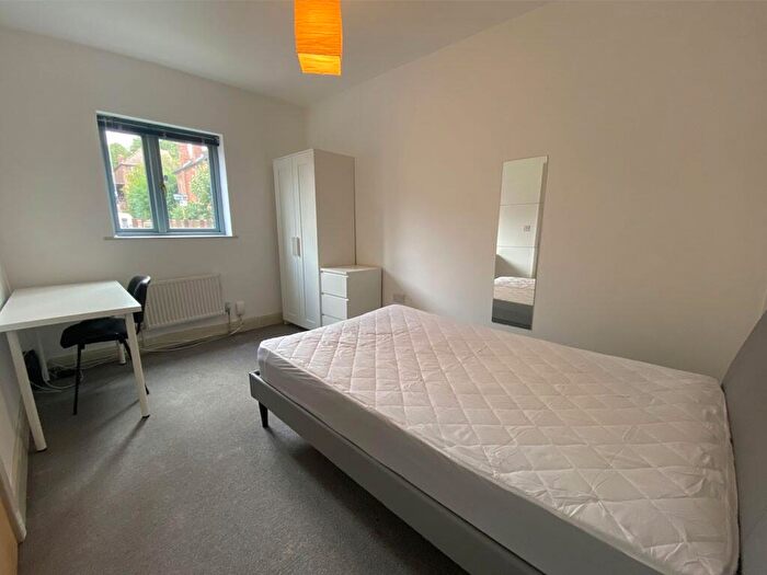 6 Bedroom Town House To Rent In Allington Avenue, Lenton, Nottingham, NG7