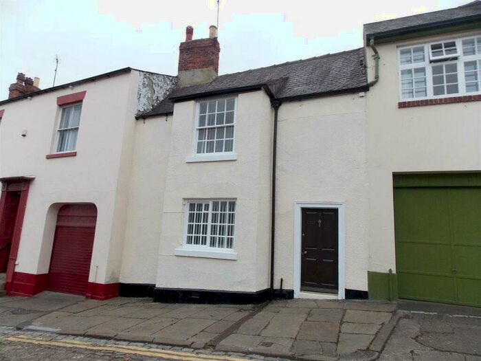 3 Bedroom House To Rent In Crossgate, Durham City, DH1