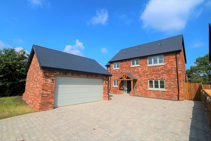5 Bedroom Detached House For Sale In Wooding Close, Houghton Conquest, Bedford, MK45