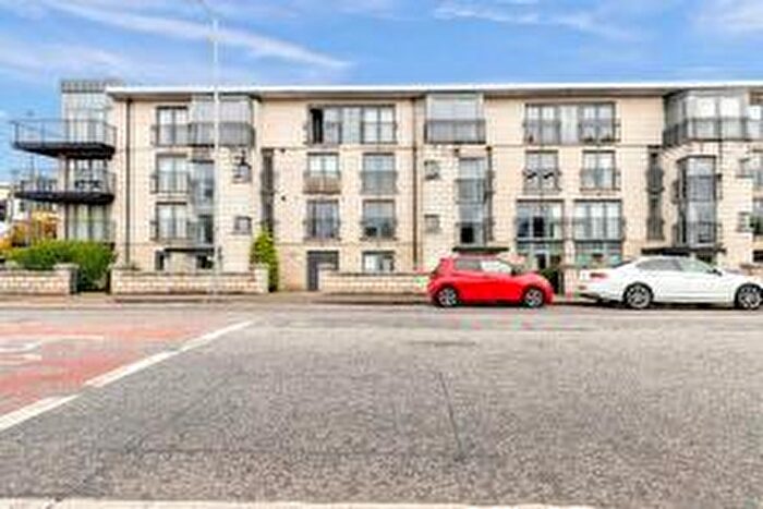 3 Bedroom Flat To Rent In West Granton Road, Granton, Edinburgh, EH5