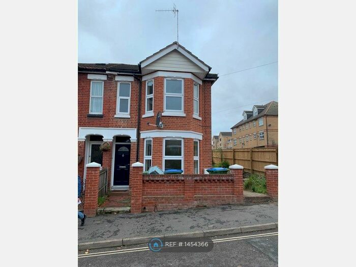1 Bedroom Flat To Rent In Burlington Road, Southampton, SO15