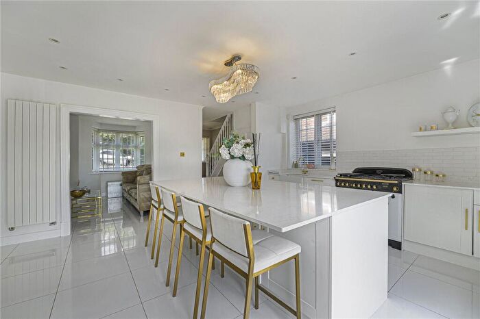 3 Bedroom Semi Detached House For Sale In Iron Mill Lane, Crayford, Dartford, DA1