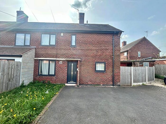 3 Bedroom House To Rent In Helston Drive, Nottingham, NG8