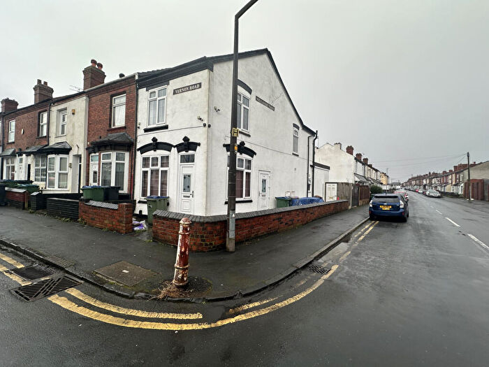2 Bedroom Maisonette To Rent In Vernon Road, Oldbury, West Midlands, B68