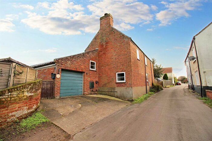 2 Bedroom Cottage For Sale In Back Street, Horsham St. Faith, NR10
